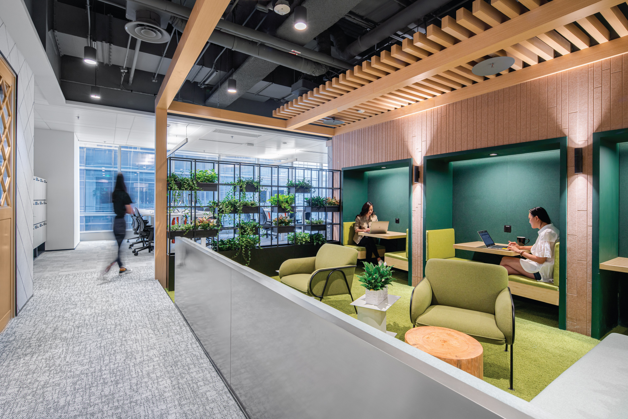 Airbnb’s Beijing workplace - Blended designs & innovation