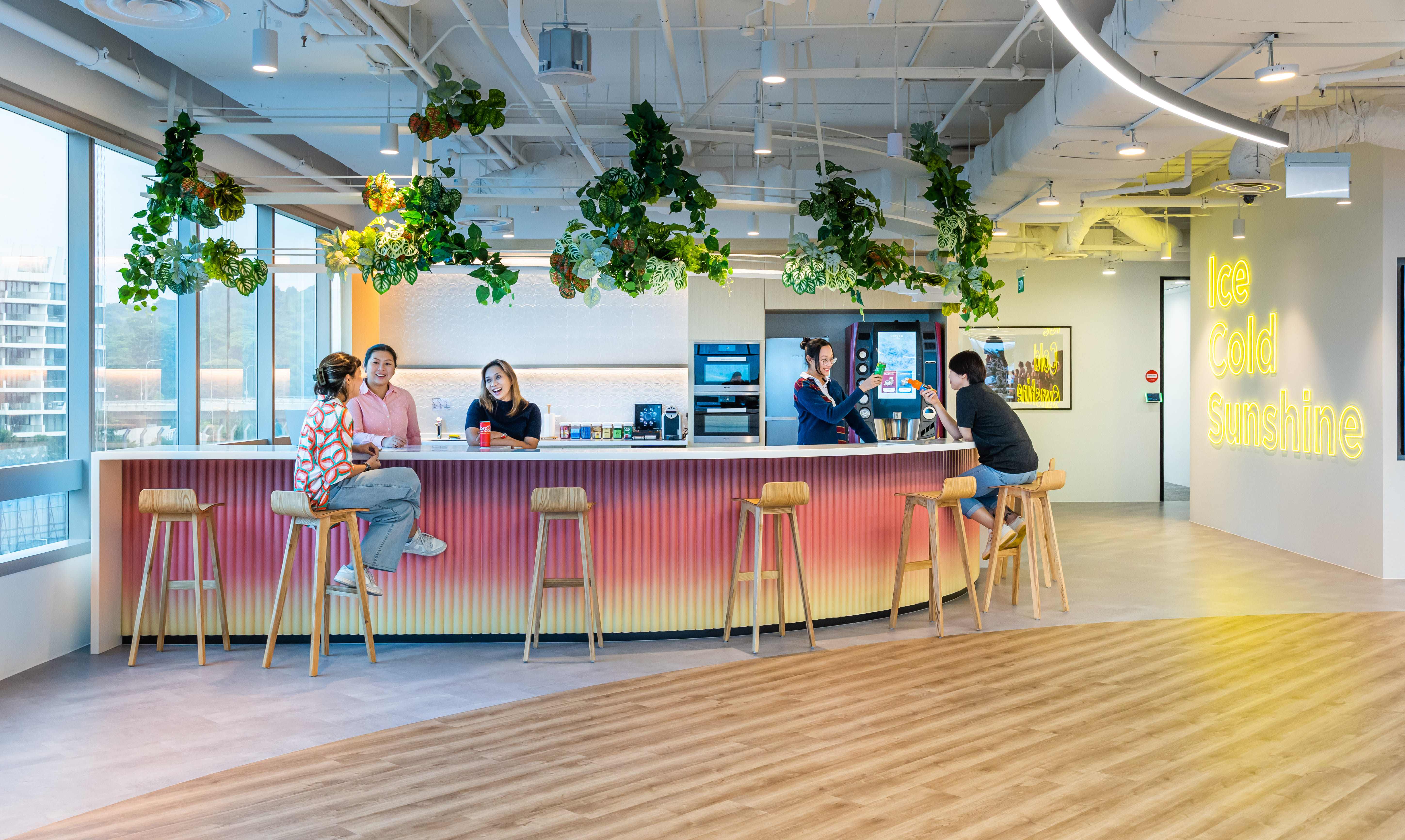 Balance Productivity: Collaborative Workspace Design Tip