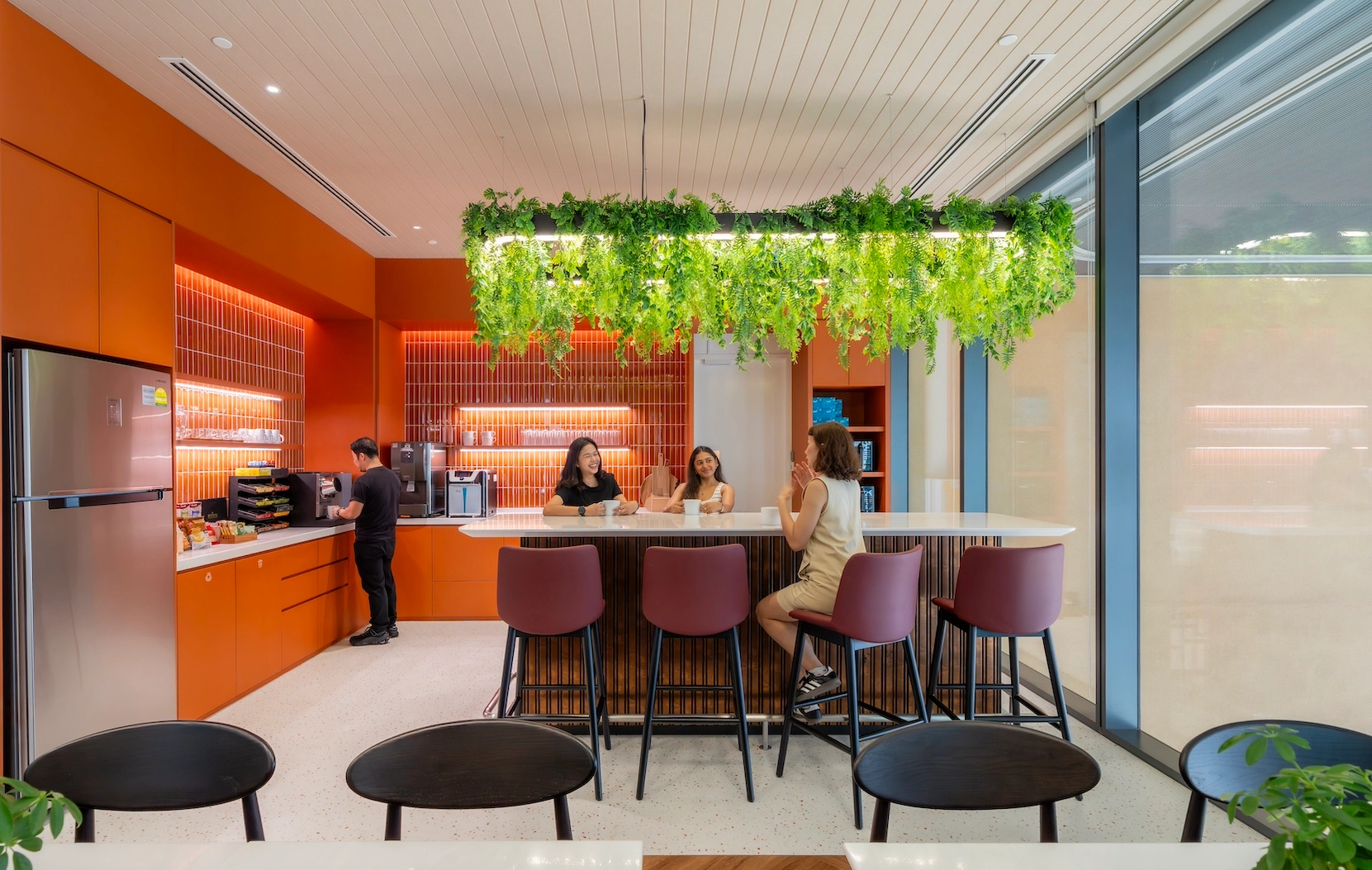 Coworking vs. Owning: Why Owning an Office is Better Than Being Amongst the Crowd